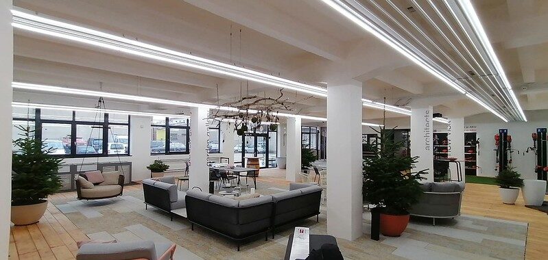 vytápění prodejny sálavými panely Kotrbatý KIT v showroomu